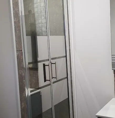 Centre Parking Prive Gratuit Tres Calme